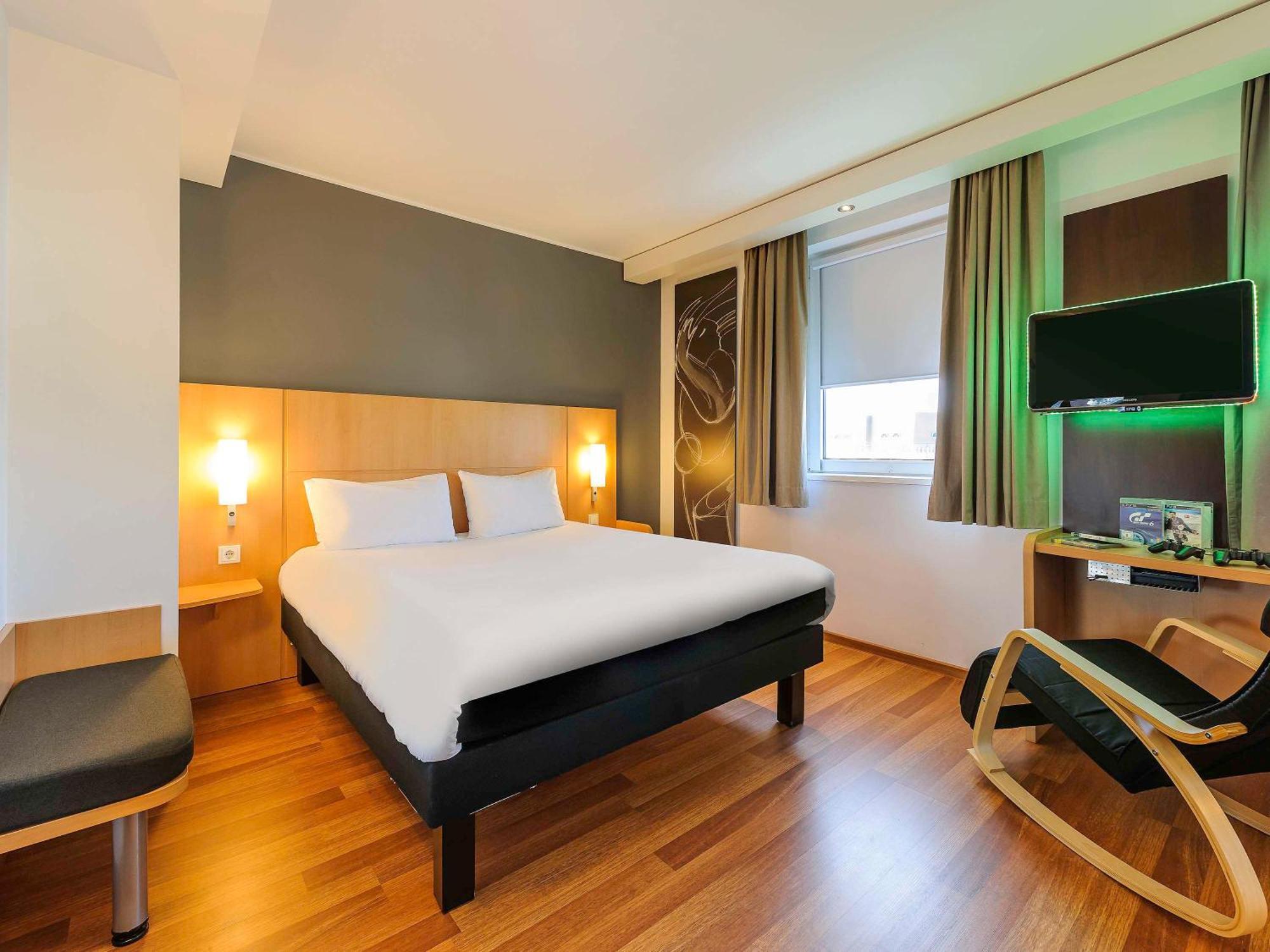 Ibis Berlin Kurfuerstendamm - Neu Renoviert Bagian luar foto